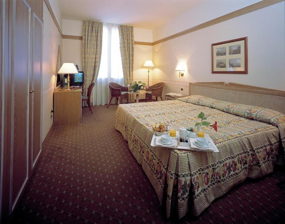 Grand Hotel Delle Terme Re Ferdinando Ischia Rum bild
